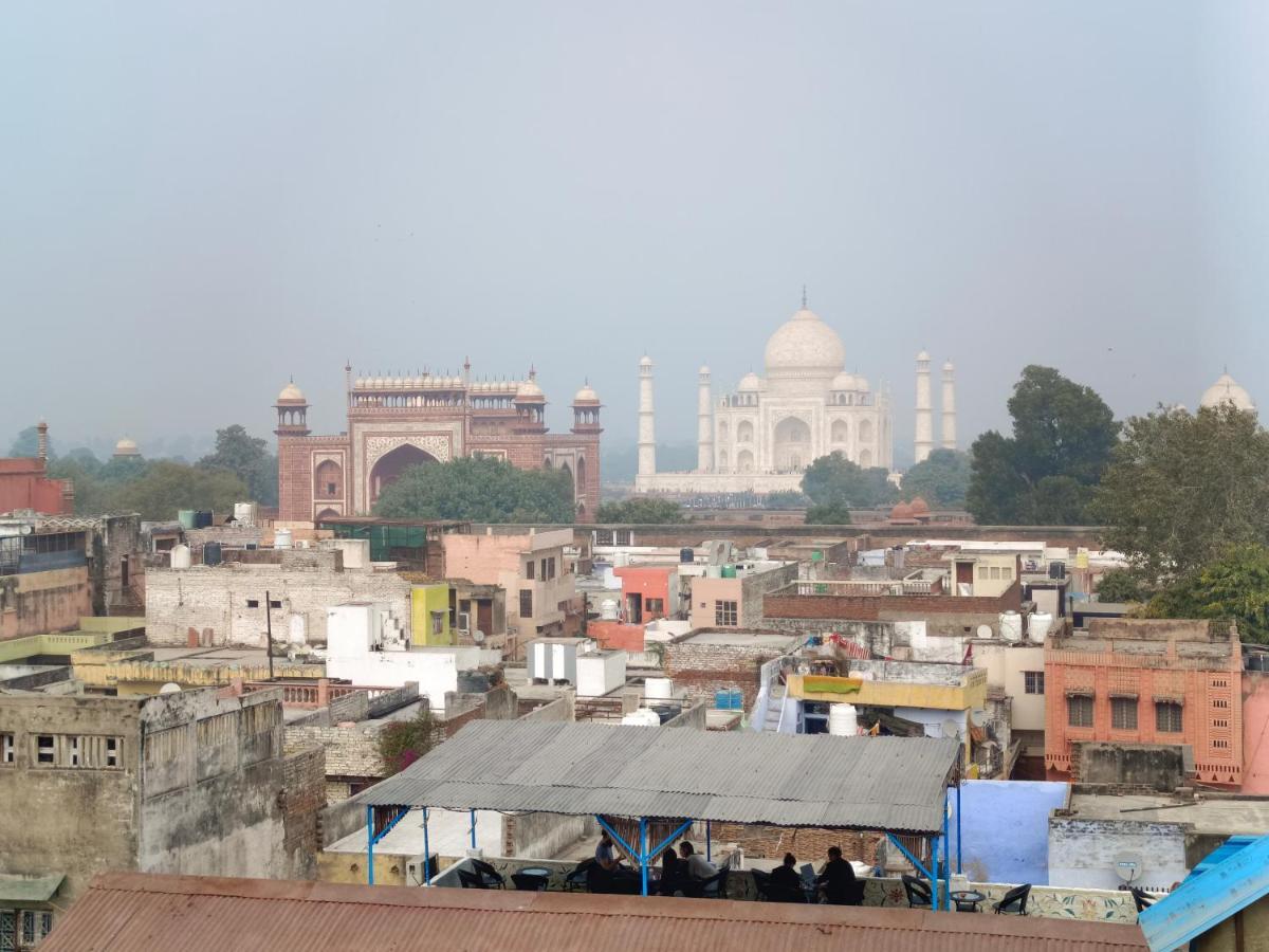 Hotel India Inn Walking Distance From Taj Mahal-- Rooftop Taj Mahal View อัครา ภายนอก รูปภาพ