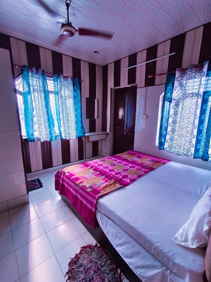 Hotel India Inn Walking Distance From Taj Mahal-- Rooftop Taj Mahal View อัครา ภายนอก รูปภาพ