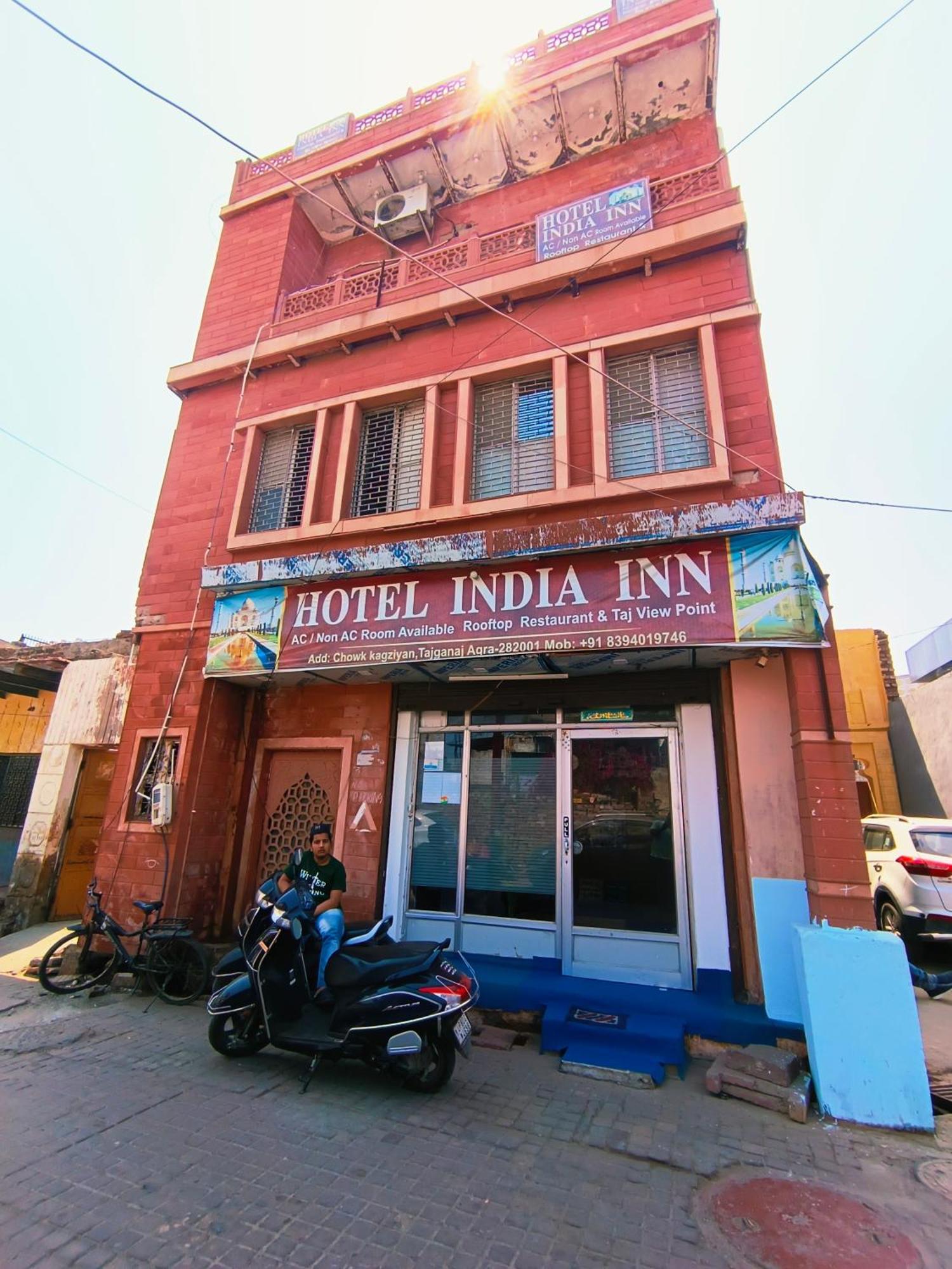 Hotel India Inn Walking Distance From Taj Mahal-- Rooftop Taj Mahal View อัครา ภายนอก รูปภาพ