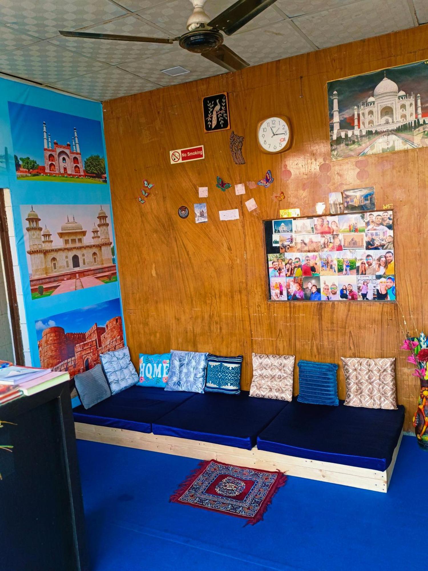 Hotel India Inn Walking Distance From Taj Mahal-- Rooftop Taj Mahal View อัครา ภายนอก รูปภาพ